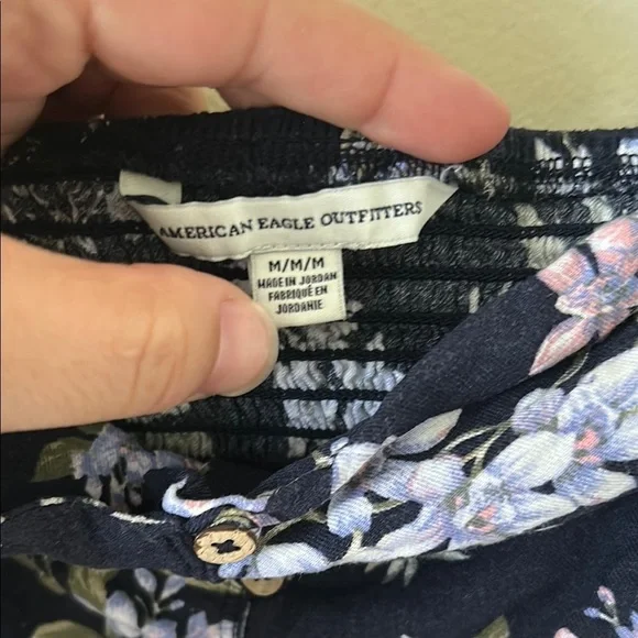American Eagle Floral Navy Dress with Tie Straps and Button Front Size M - Picture 2 of 8